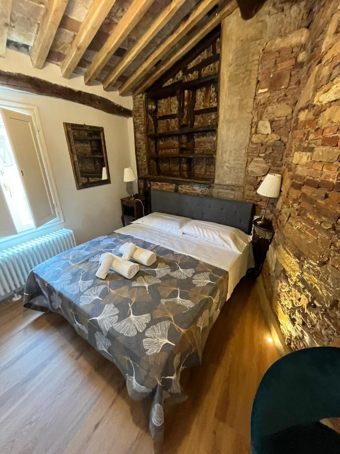31 Steps To Heaven - Heart Of Lucca Apartment Bagian luar foto