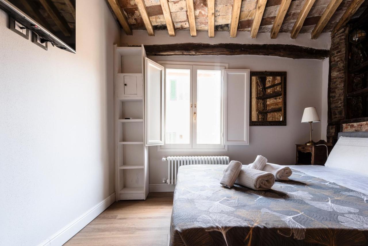 31 Steps To Heaven - Heart Of Lucca Apartment Bagian luar foto