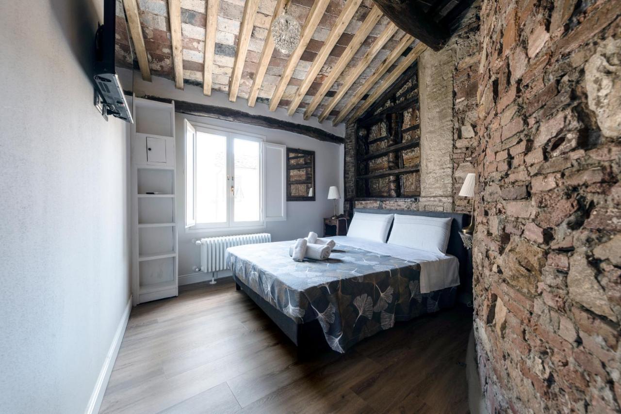 31 Steps To Heaven - Heart Of Lucca Apartment Bagian luar foto